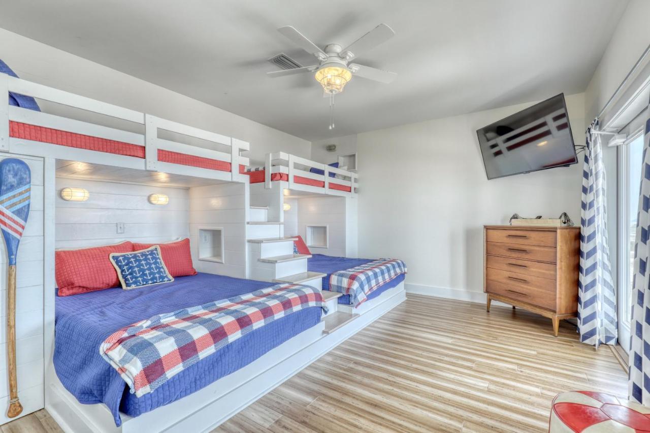 Salty Seahorse - Waterfront! Pet Friendly! Game Room, Pool Table, Beautiful Views - Room For The Whole Family Home Dauphin Island Eksteriør billede